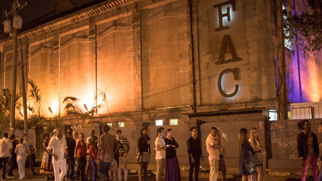 Line of people outside a popular night club in Havana, Cuba